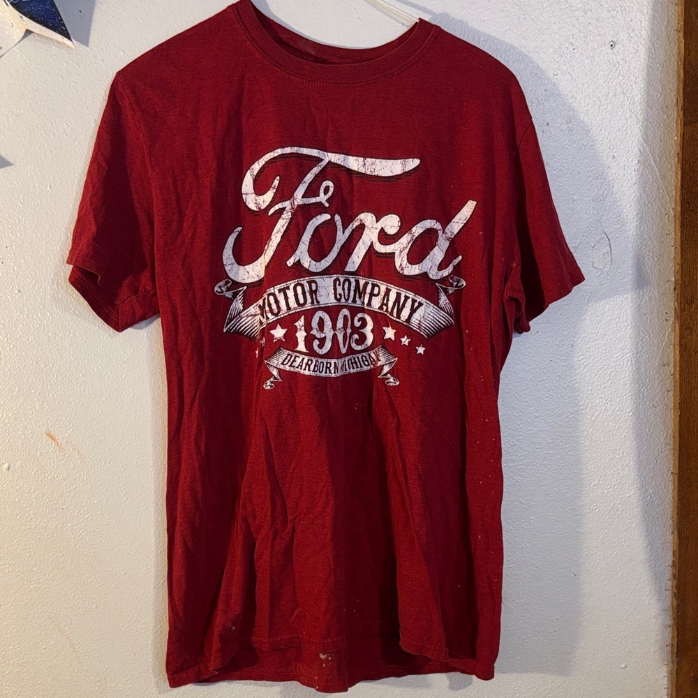 Gildan Red Ford Graphic Short Sleeve Tee
